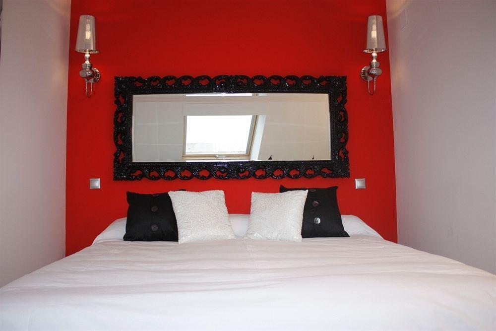 Wootravelling Plaza De Oriente Homtels Apartment Мадрид Екстериор снимка