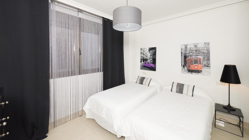 Wootravelling Plaza De Oriente Homtels Apartment Мадрид Екстериор снимка